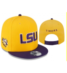 NCAA Snapback Cap 6C65 NCAA Snapback Cap 6C65