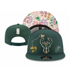 Milwaukee Bucks Snapback Cap 25G011